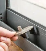 Locksmith Key Store Cleveland, OH 216-606-9129 - broken-key-extraction